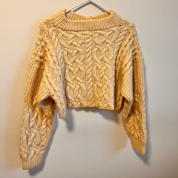 Cropped chunky cream sweater - Picture 2 of 3